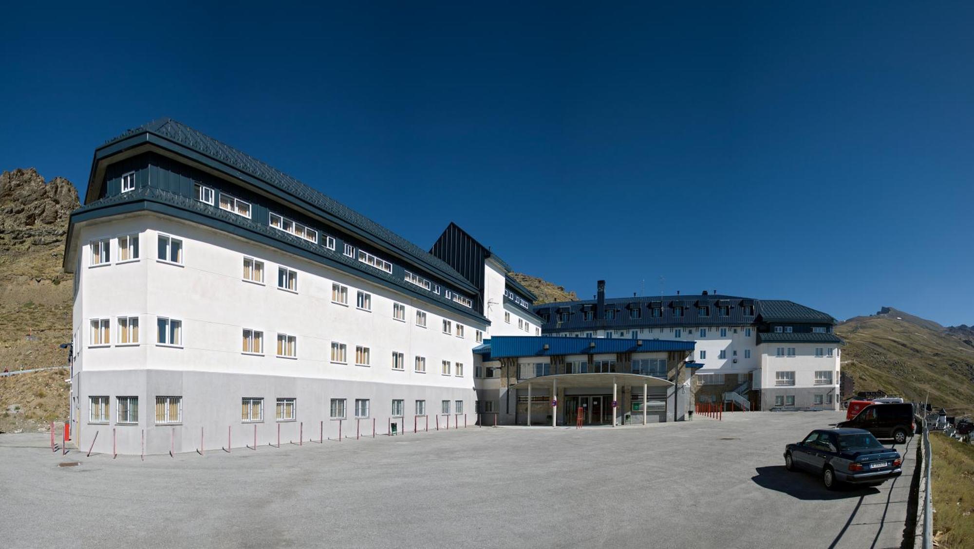 Albergue Inturjoven Sierra Nevada Exterior foto
